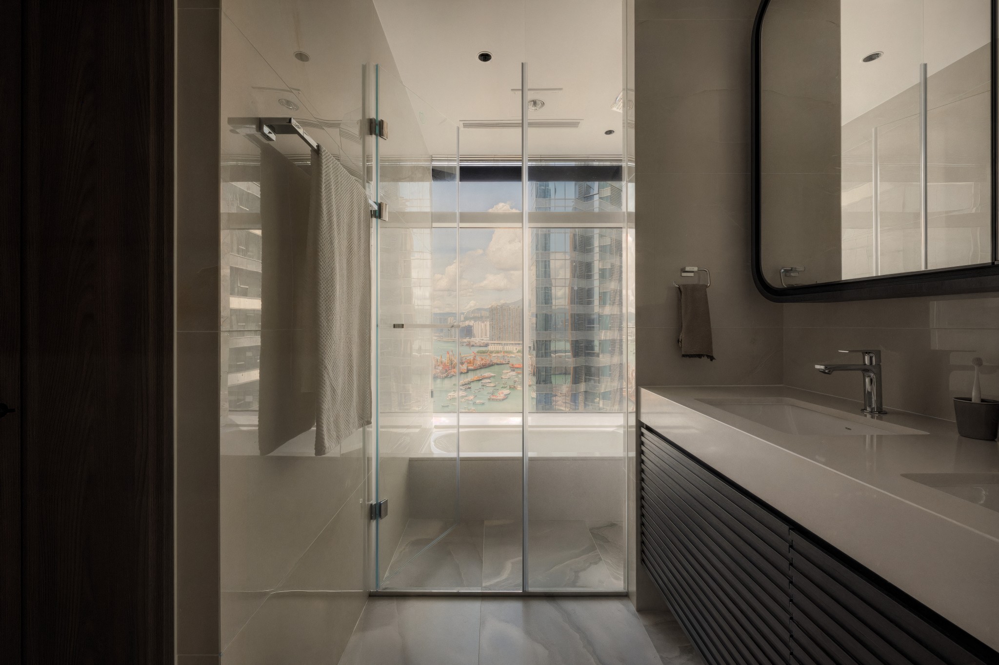 enhanced__KWG9824-HDR